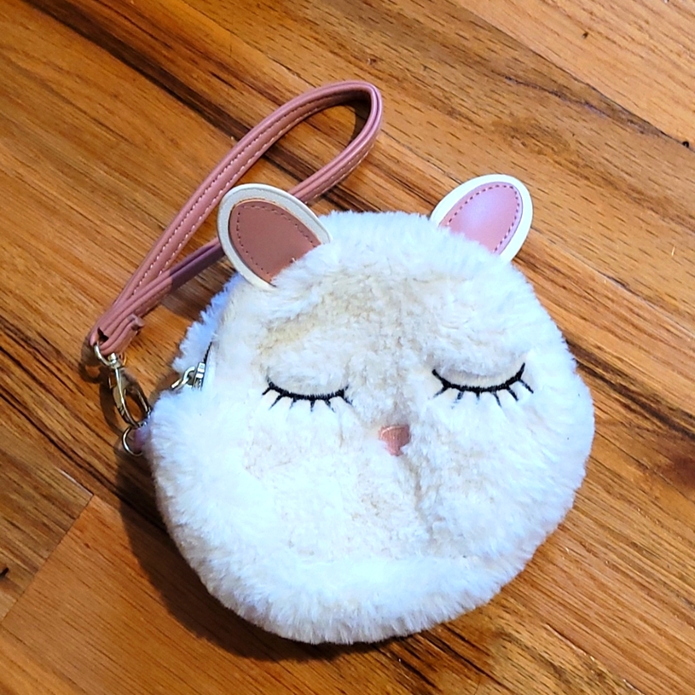 Small bunny wristlet